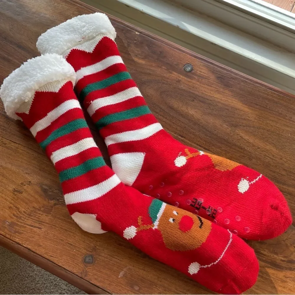 Women’s Fleece Lined Fuzzy Christmas Gripper Socks NWOT